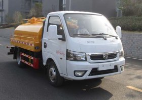 清洗吸污车