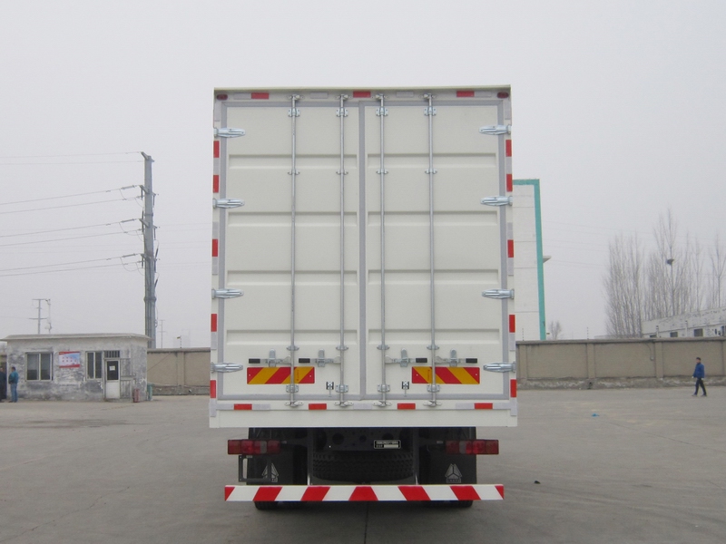 豪沃牌ZZ5167XXYK601JF1廂式運輸車公告圖片