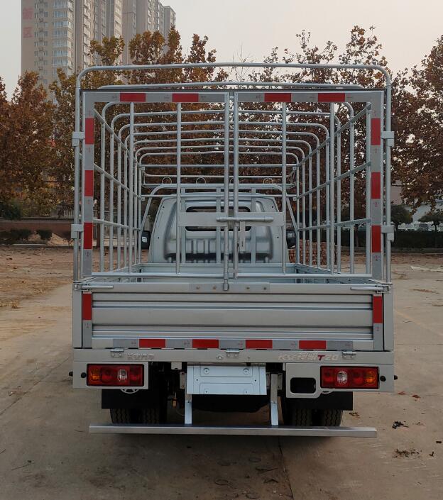 長(zhǎng)安牌SC5031CCYDCBD6倉(cāng)柵式運(yùn)輸車公告圖片