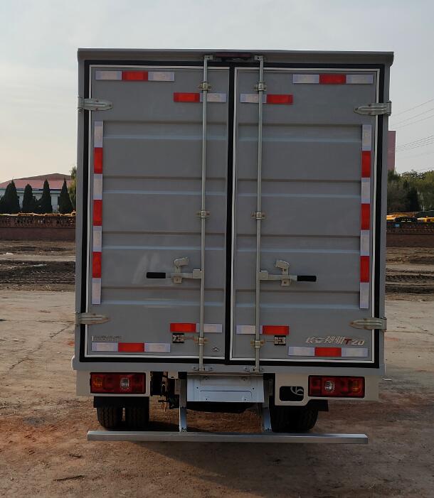 長安牌SC5031XXYSCBD6廂式運(yùn)輸車公告圖片