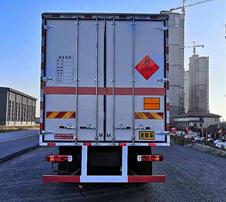 順風(fēng)智造牌SFZ5260XRQC6易燃?xì)怏w廂式運(yùn)輸車公告圖片