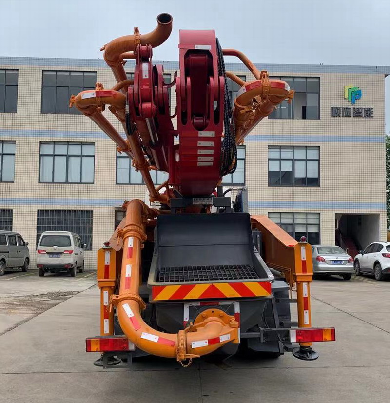 長興德龍牌ZZZ5230THBEQ6混凝土泵車公告圖片