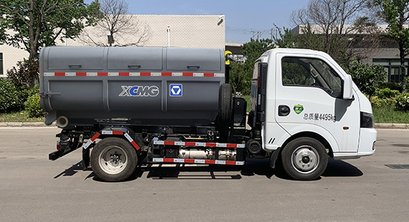 徐工牌XGH5040ZXXD6車(chē)廂可卸式垃圾車(chē)公告圖片