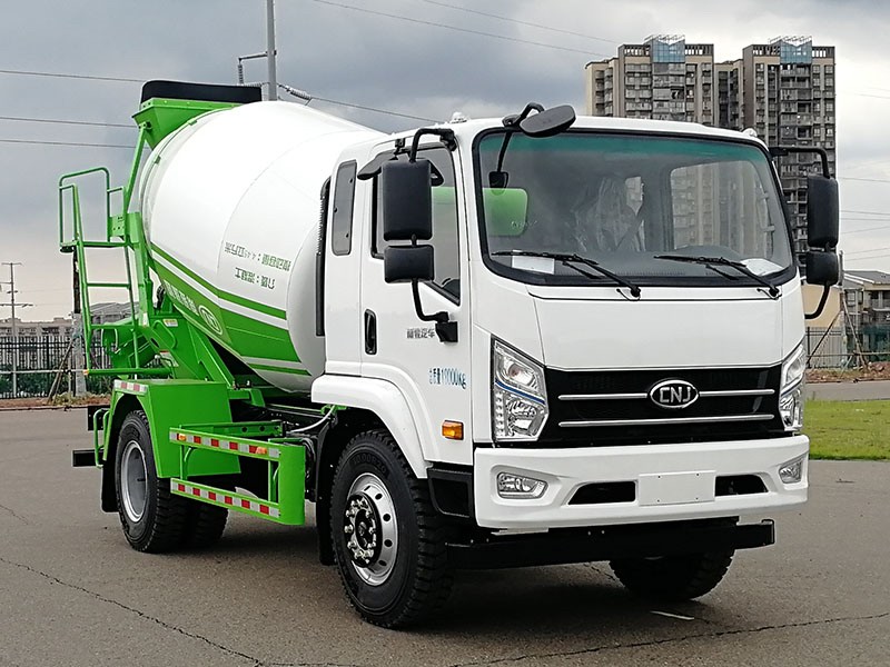 南駿牌NJP5180GJBPPB36A混凝土攪拌運(yùn)輸車