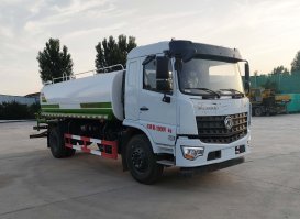 绿化喷洒车