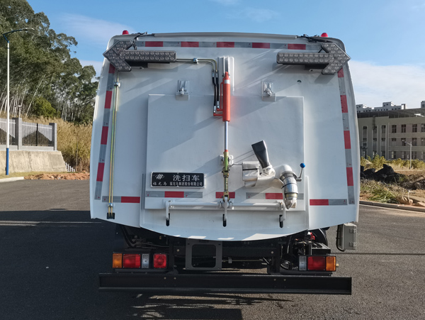 福龍馬牌FLM5110TXSQL6L洗掃車公告圖片