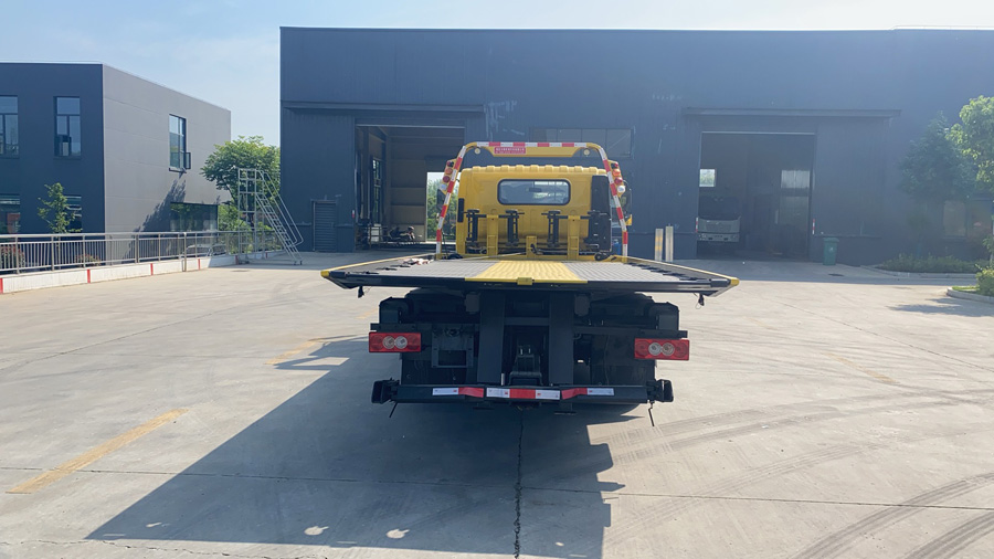 力海通牌HLH5081TQZBJ6清障車公告圖片