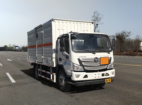 中燕牌BSZ5123XRQC6B易燃?xì)怏w廂式運(yùn)輸車公告圖片