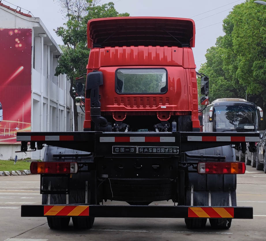 解放牌CA5180ZKXP28K1L5E6A80車廂可卸式汽車公告圖片