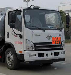 新東日牌YZR5120GYYC6運(yùn)油車公告圖片