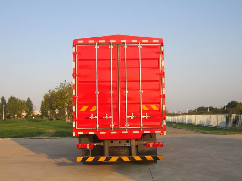 豪沃牌ZZ5177CCYK511JF1倉柵式運輸車公告圖片