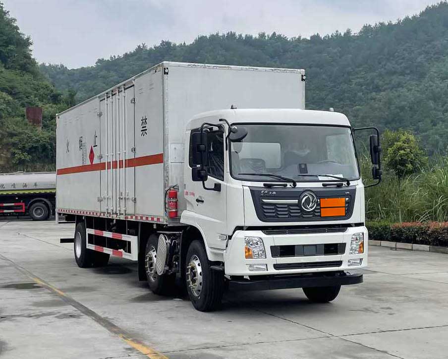 專致牌YZZ5260XRYJC6易燃液體廂式運輸車公告圖片