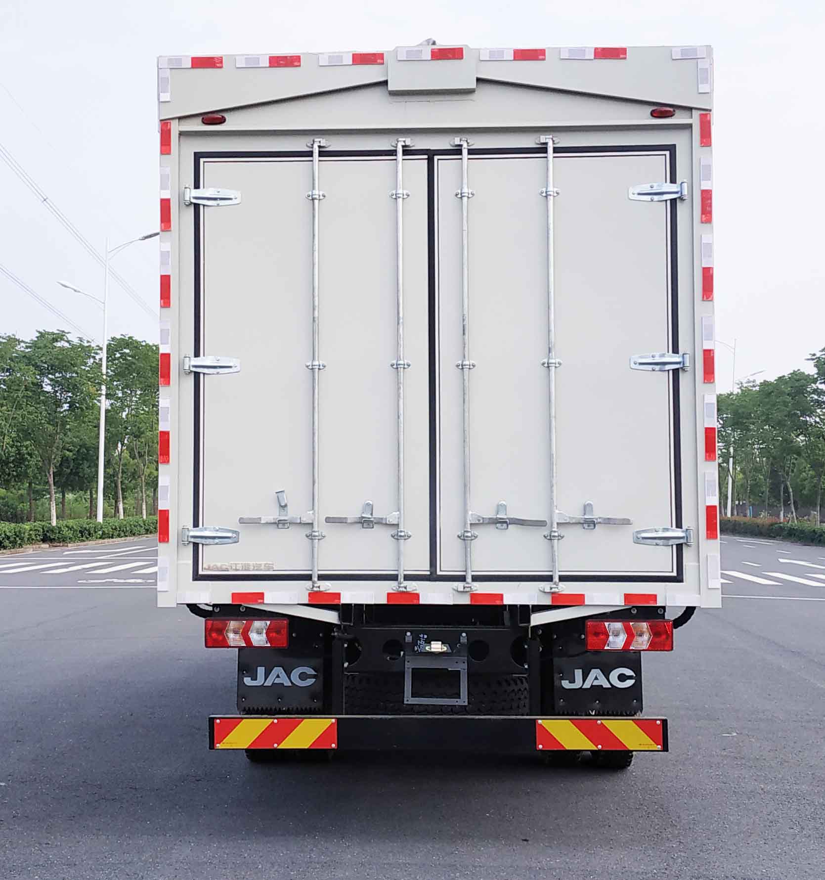 江淮牌HFC5141XYKP71K1D1S翼開啟廂式車公告圖片