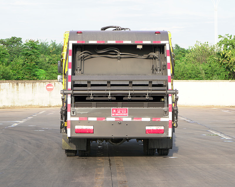 凱力風(fēng)牌KLF5100ZYSE6壓縮式垃圾車公告圖片