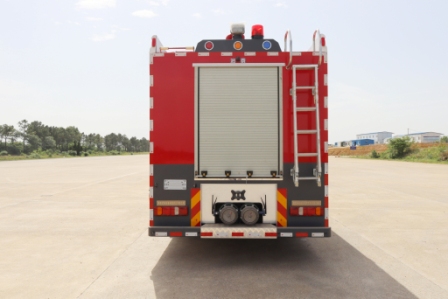 潤泰牌RT5340GXFPM180/H6泡沫消防車公告圖片