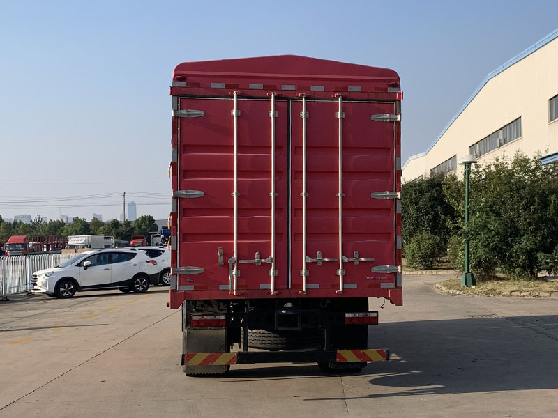 江淮牌HFC5181CCYP3K1A45S倉柵式運輸車公告圖片