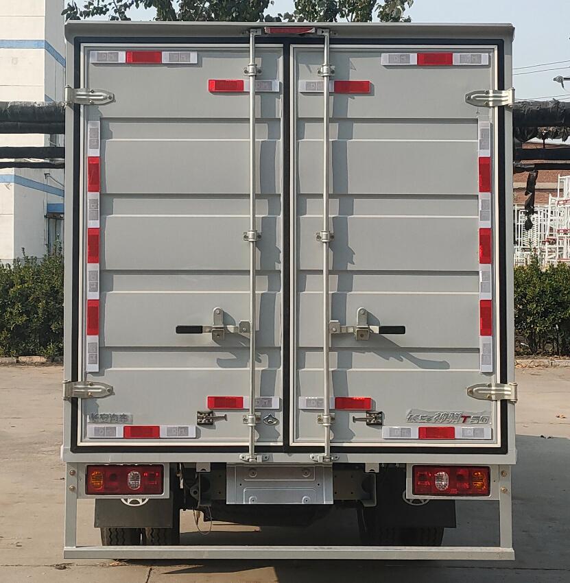 長安牌SC5031XXYSCAJ6廂式運(yùn)輸車公告圖片