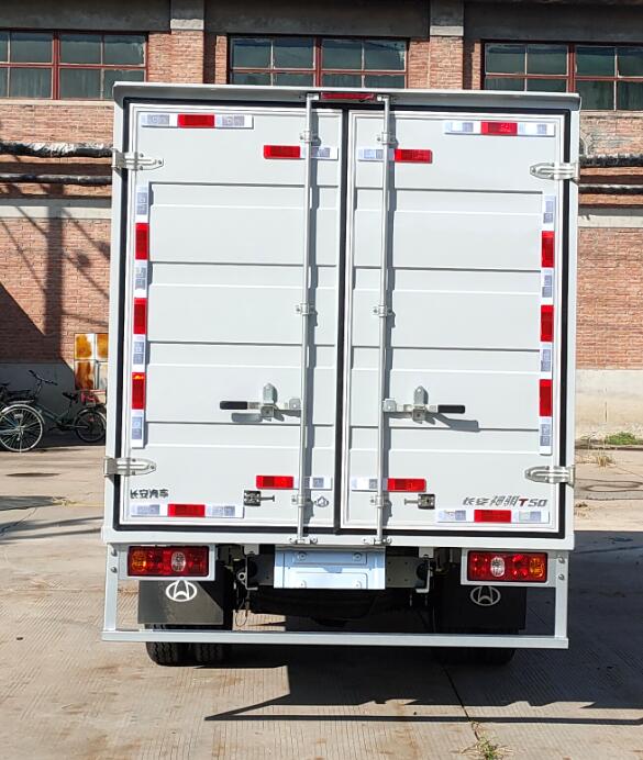 長(zhǎng)安牌SC5031XXYDCAJ6廂式運(yùn)輸車公告圖片