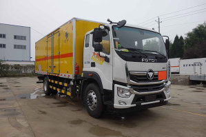 爆破器材运输车
