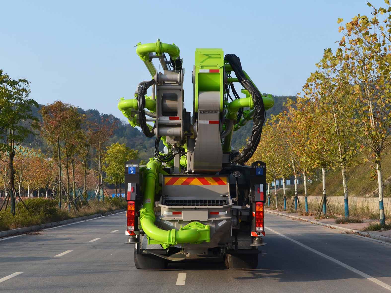 中聯(lián)牌ZLJ5461THBJF混凝土泵車公告圖片