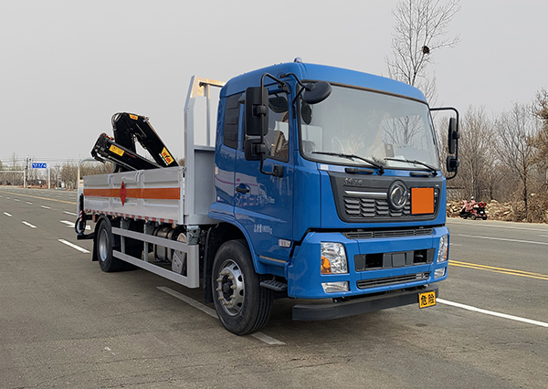 中燕牌BSZ5181TQPSQ氣瓶運輸車