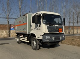 爆破器材运输车