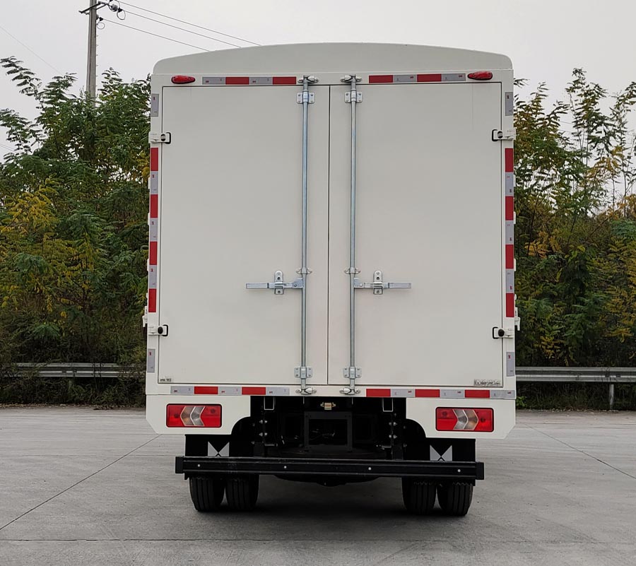 江鈴牌JX5074CCYTGH26倉(cāng)柵式運(yùn)輸車公告圖片