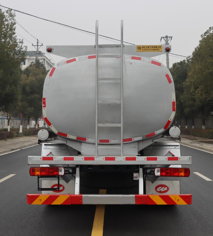 中汽力威牌HLW5180TGYCA6供液車(chē)公告圖片