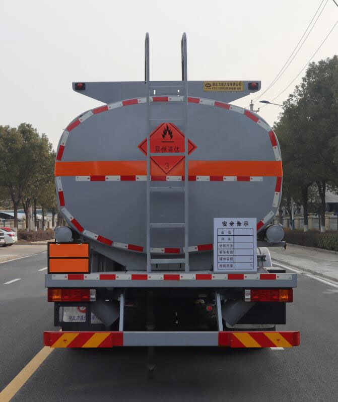 中汽力威牌HLW5320GRYS6易燃液體罐式運輸車公告圖片