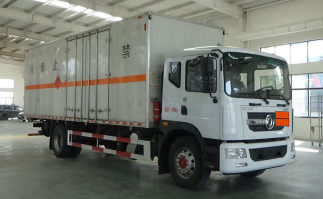 易燃液体厢式运输车