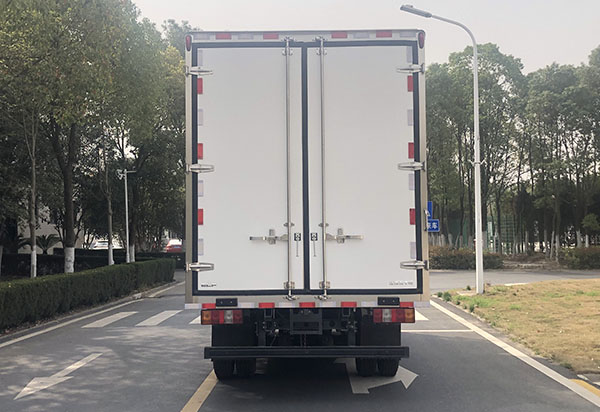 江西五十鈴牌JXW5040XLCCDJA2冷藏車公告圖片