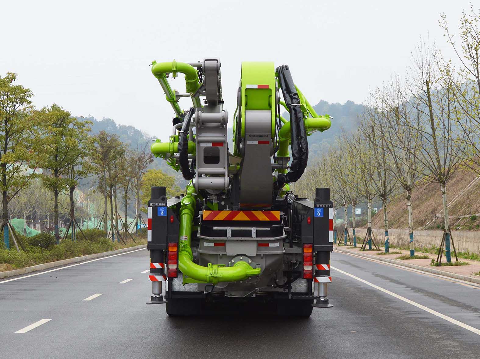 中聯(lián)牌ZLJ5550THBKF混凝土泵車公告圖片