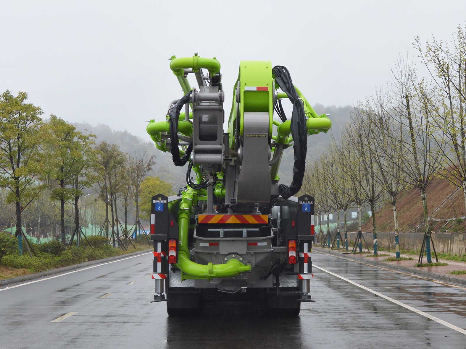 中聯(lián)牌ZLJ5443THBBF混凝土泵車公告圖片