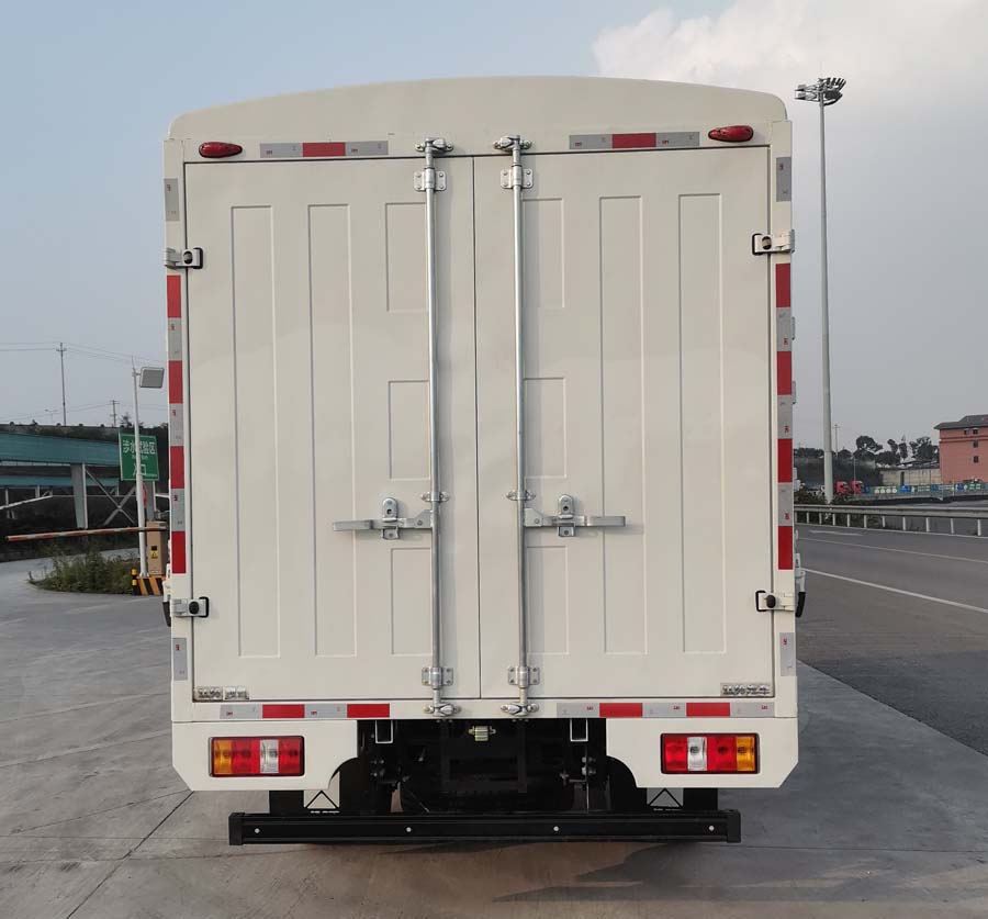 江鈴牌JX5040CCYTCB26倉柵式運(yùn)輸車公告圖片