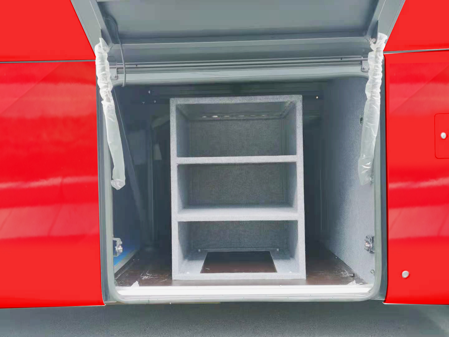 宇通牌ZK5170XYBD61運兵車公告圖片