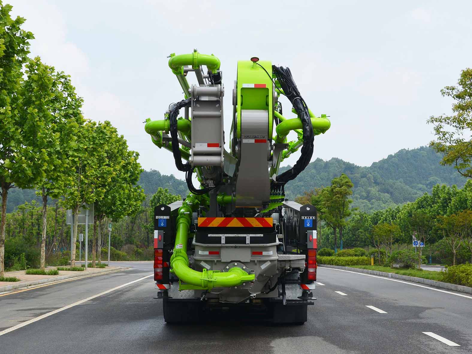 中聯(lián)牌ZLJ5551THBKF混凝土泵車公告圖片