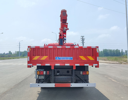 神百重工牌ABC5145JSQBJ6隨車(chē)起重運(yùn)輸車(chē)公告圖片