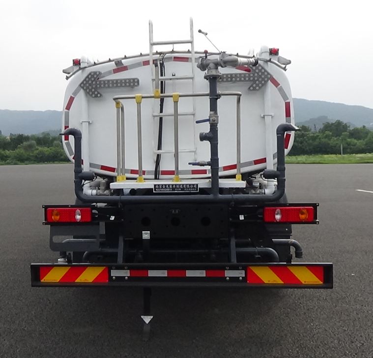 創(chuàng)維牌NJL5180GQXBEV3純電動(dòng)清洗車公告圖片