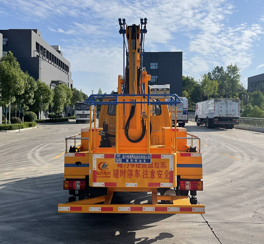程力威牌CLW5041JGKCDP高空作業(yè)車公告圖片