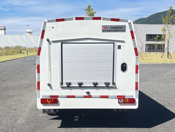 福龍馬牌FLM5040TYHFSBEV純電動路面養(yǎng)護(hù)車公告圖片