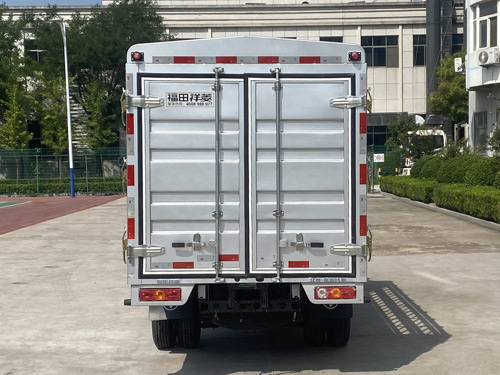 福田牌BJ5030CCY5JV7-55倉(cāng)柵式運(yùn)輸車公告圖片