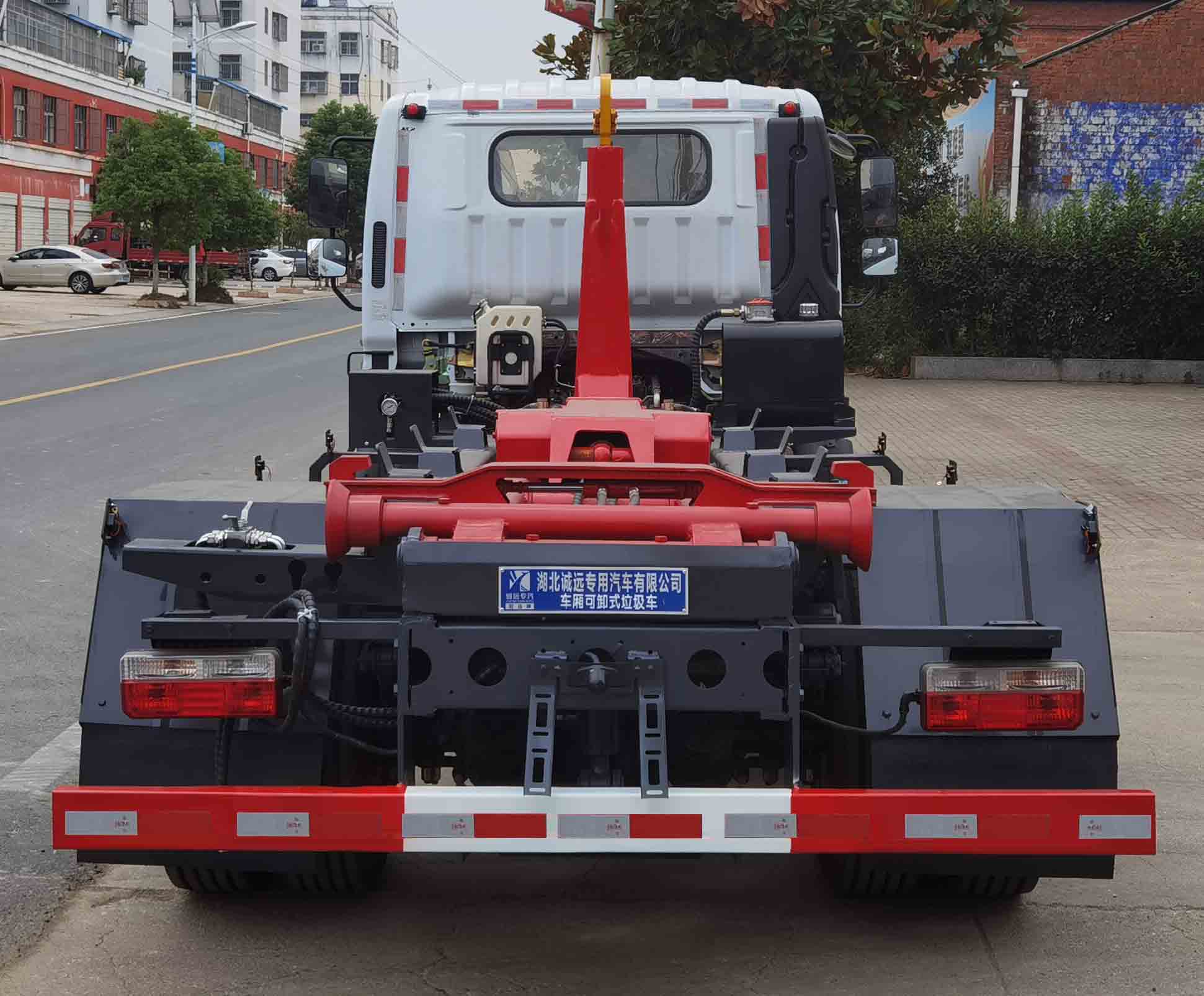 冠遠牌SCY5120ZXXE6車廂可卸式垃圾車公告圖片