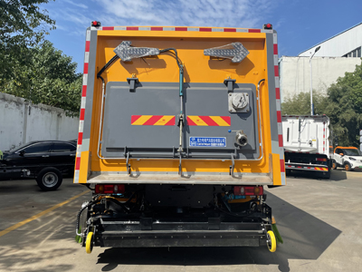 程力威牌CLW5181TWQAXS道路污染清除車公告圖片