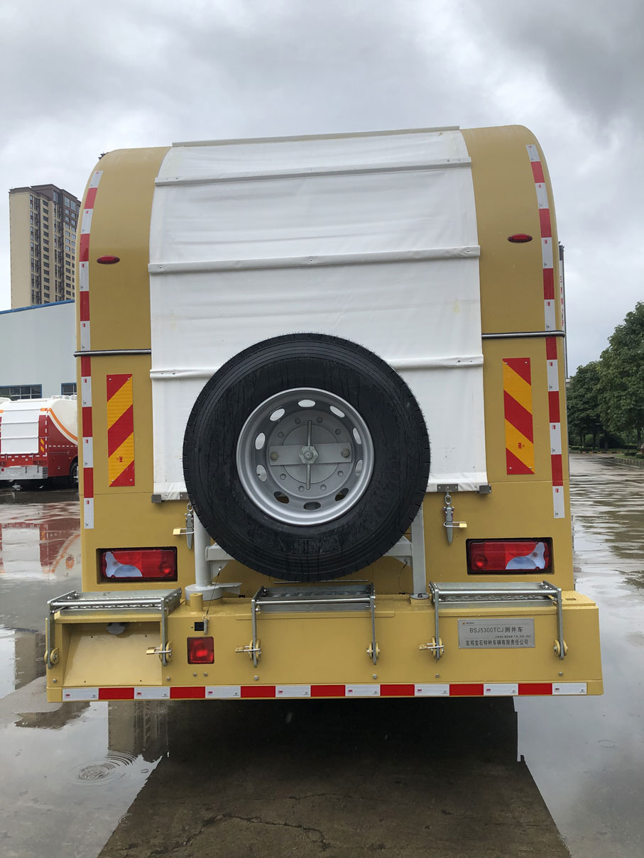 寶石機(jī)械牌BSJ5300TCJ測井車公告圖片