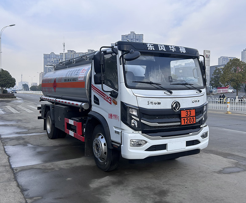 楚飛牌CLQ5121GYY6GL運(yùn)油車公告圖片