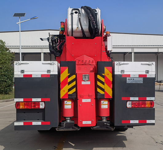 宏昌天馬牌HCM5440JQZ汽車(chē)起重機(jī)公告圖片