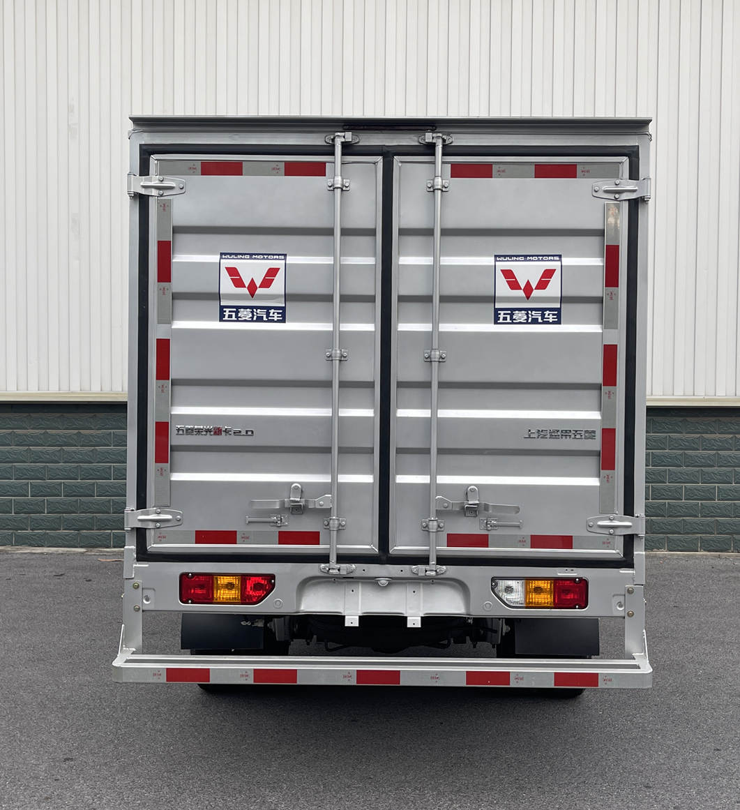 五菱牌LZW5030XXYLGHUG廂式運輸車公告圖片