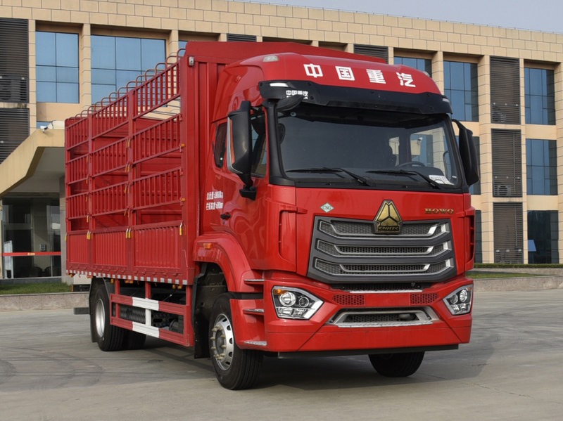 豪沃牌ZZ5187CCYN511JF1C倉柵式運(yùn)輸車公告圖片