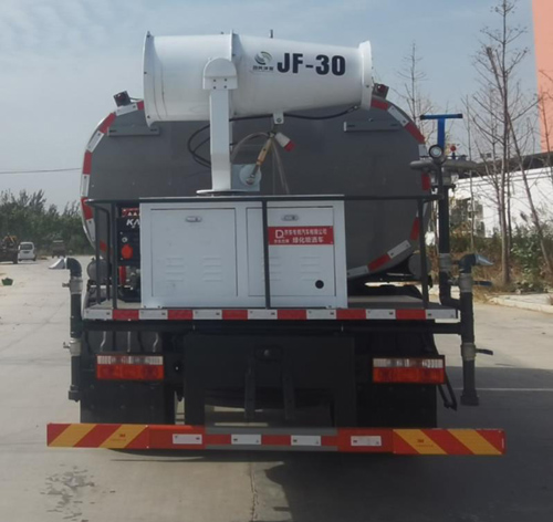 齊東方牌CLD5165GPSEQ6綠化噴灑車公告圖片