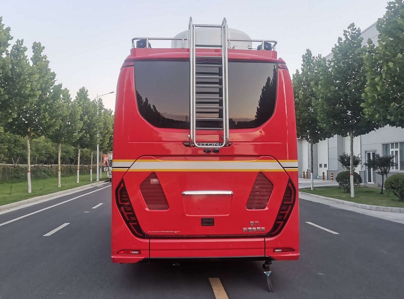 宇通牌ZK5130TXFTZ3500/D61通信指揮消防車公告圖片